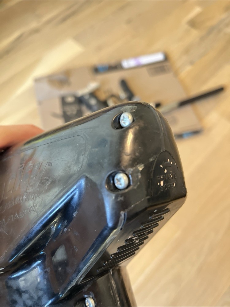 Viewloader Vlocity With Cracks In The Shell