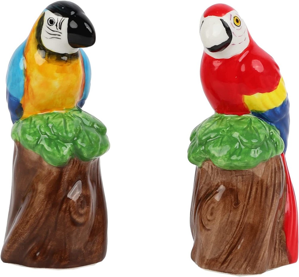 Ceramic Salt and Pepper Shaker Collectors Kitchen Décor