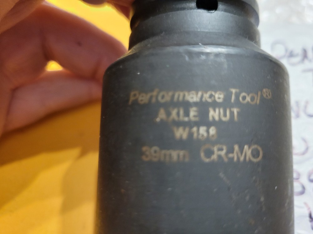 PERFORMANCE TOOL AXLE NUT W158 39 MM SOCKET -NICE