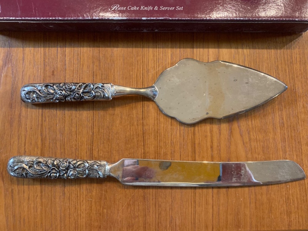 Elegance in silver, Rose Cake Knife & Server Set