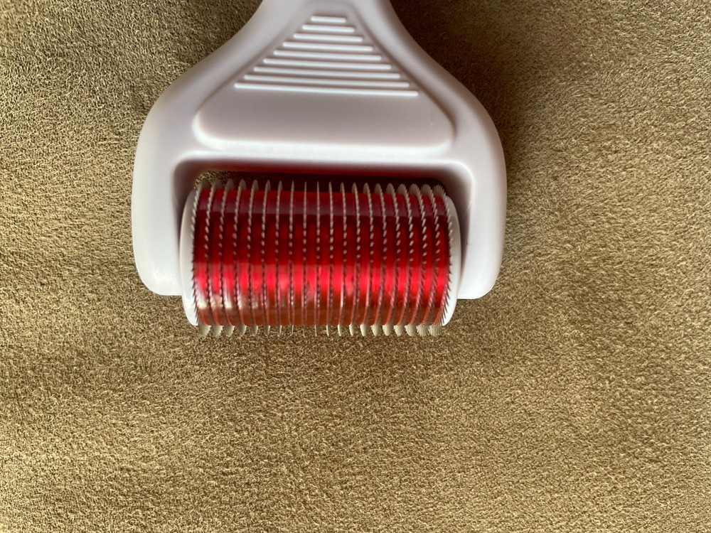 Collagen Stimulation Microneedling Rollers 4 IN 1 Dermaroller