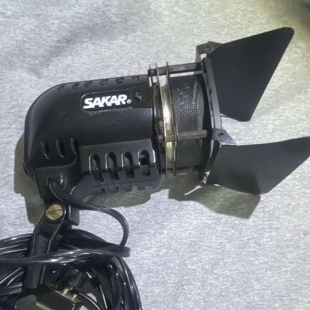 SAKAR Continuous Lighting Adjustable Barn Doors Black AC 110V-120V Studio Light