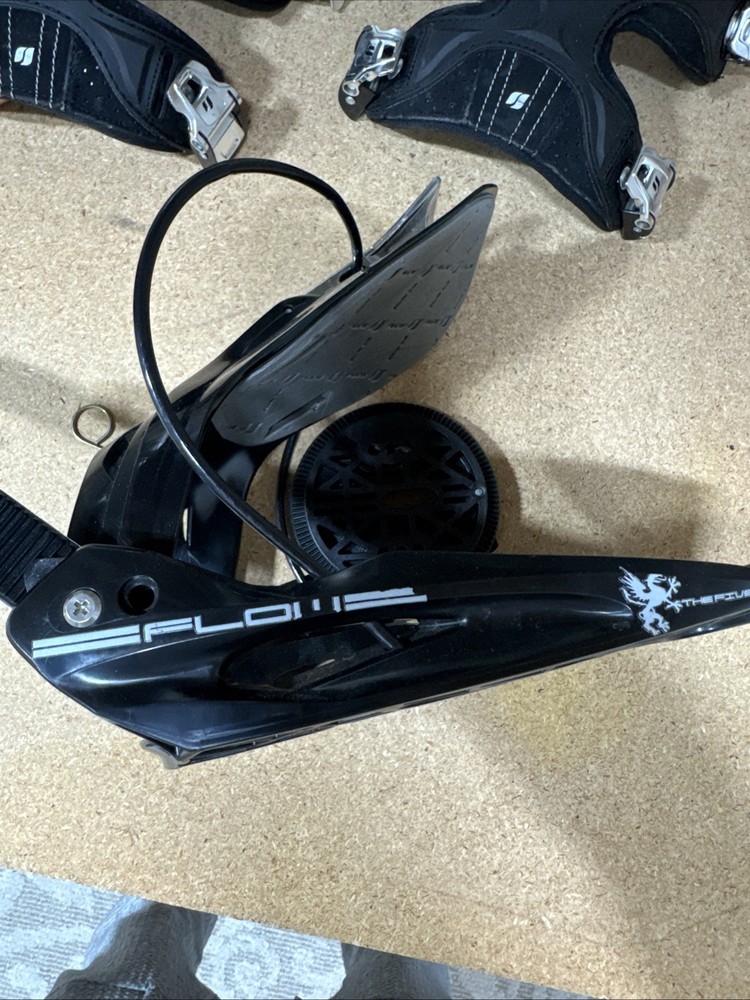 flow snowboard bindings