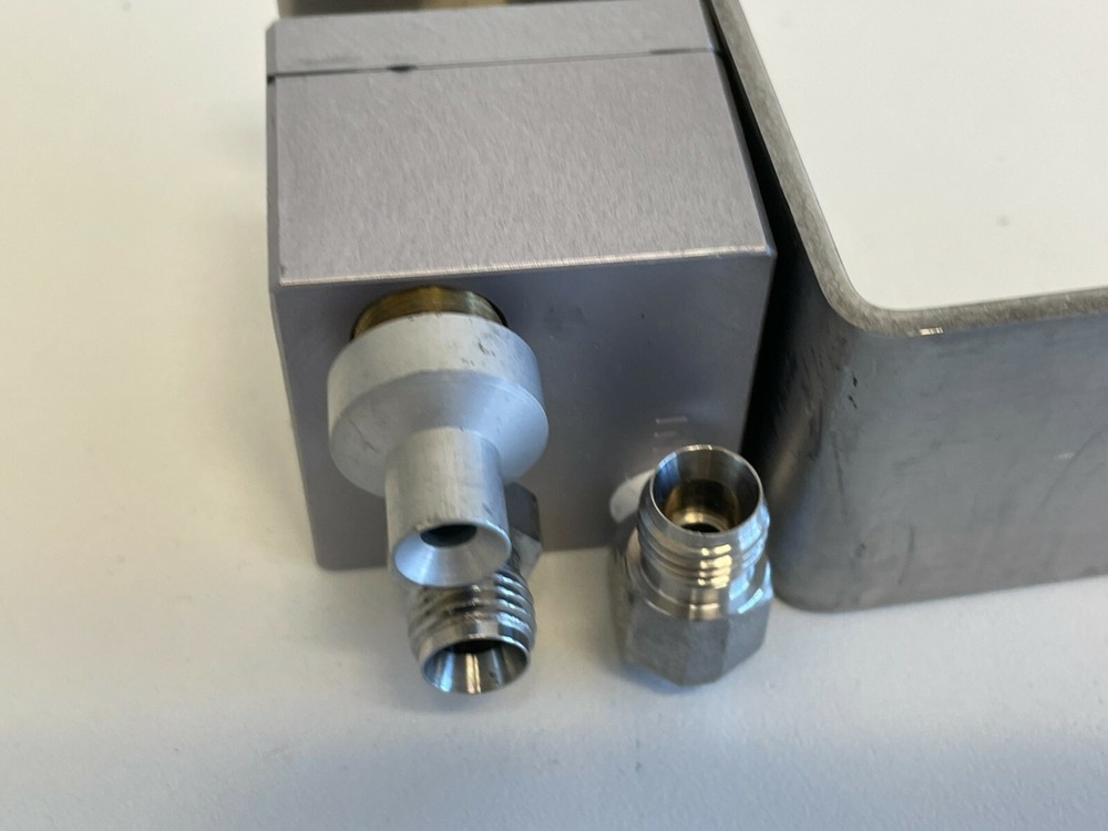 LL14: Vici Condyne Flow Controller FC22AV1K