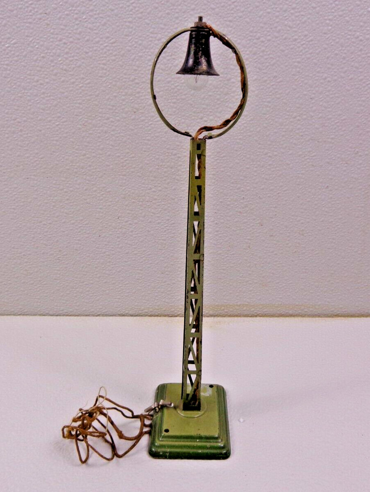 Prewar #13450 Rare Marklin O Gauge 11" High Ring Type Lamp Light
