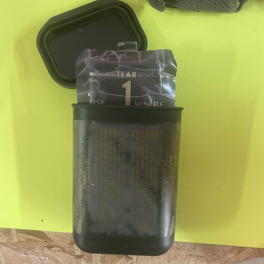 M17A2 Gas Mask Size Medium