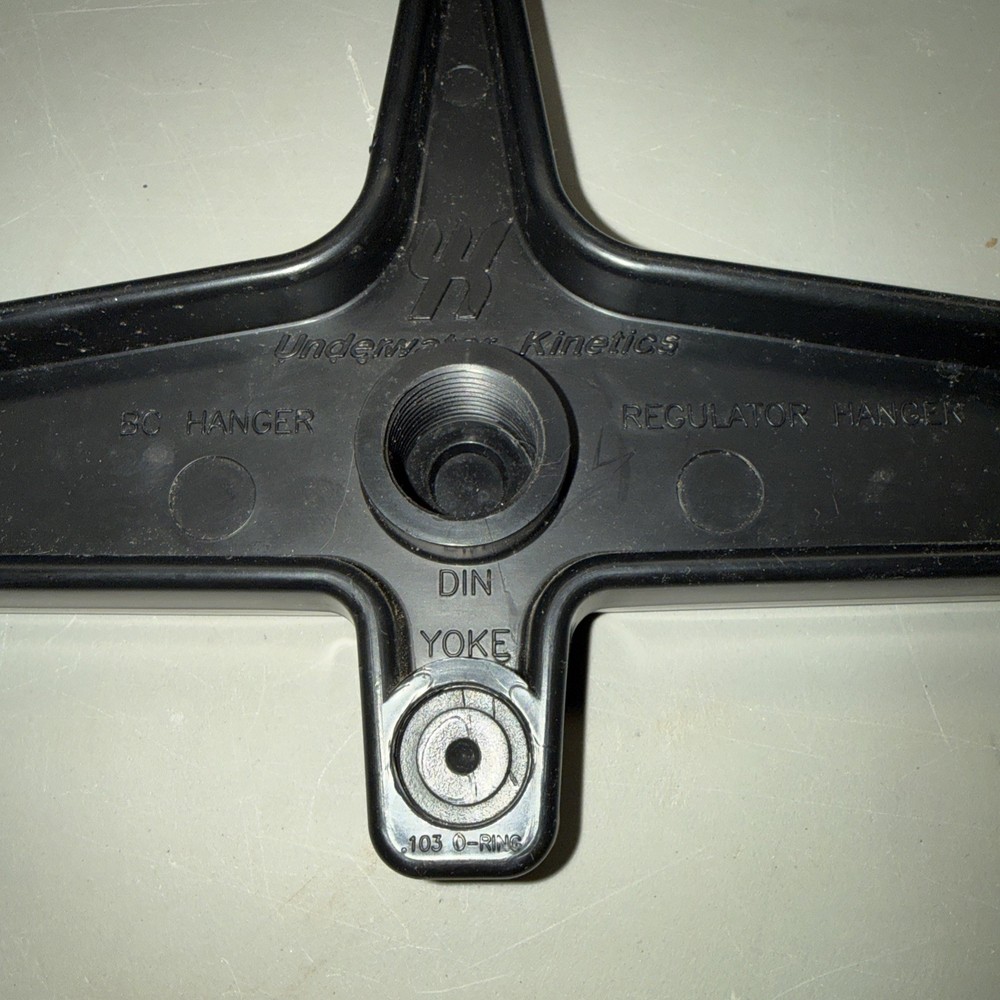 Underwater Kinetics Super Regulator BCD Hanger Black NOS