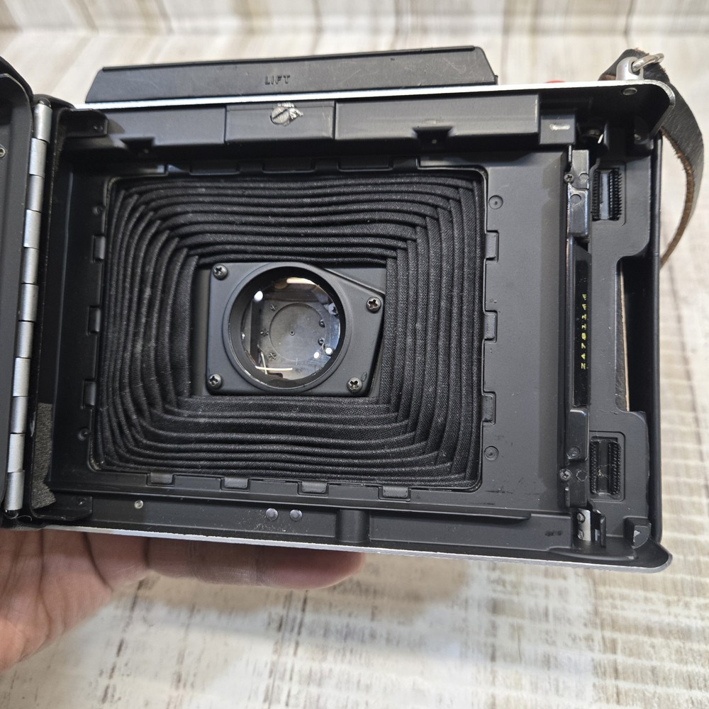 Vintage Polaroid Automatic 250 Land Camera With Manual