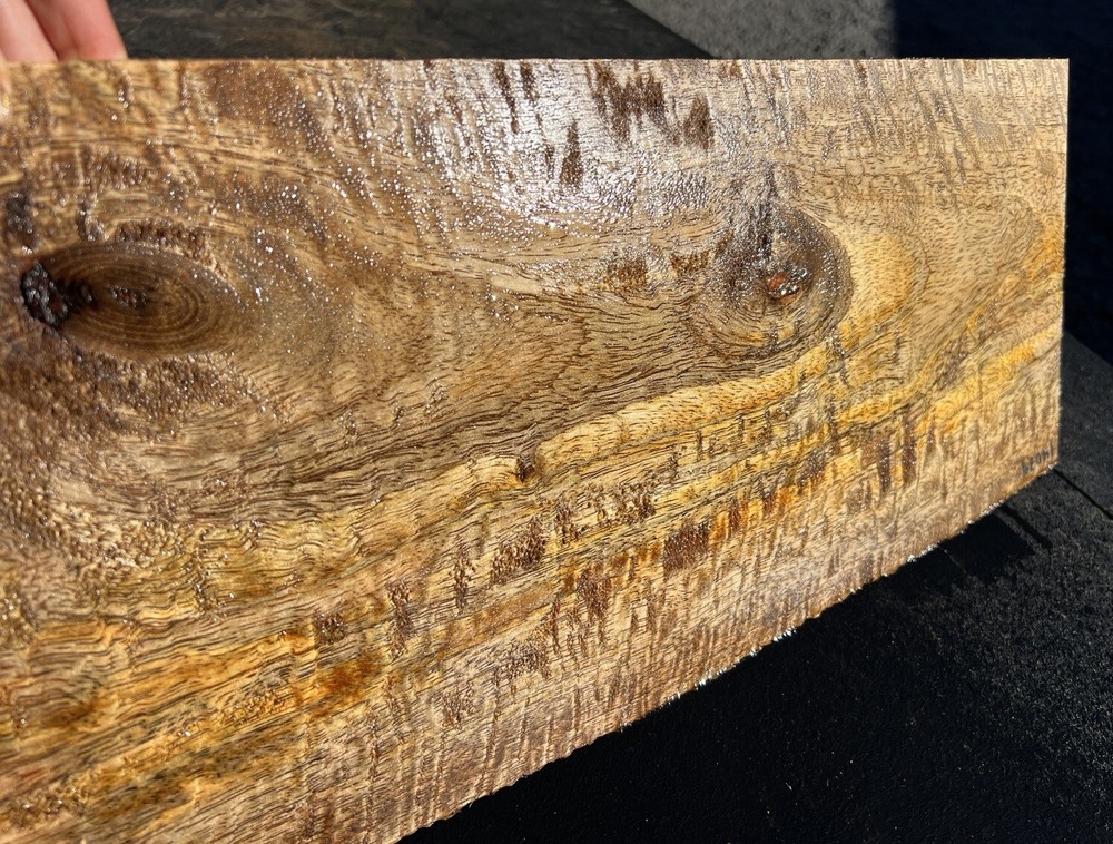 Hawaiian Curly Mango Board #14039