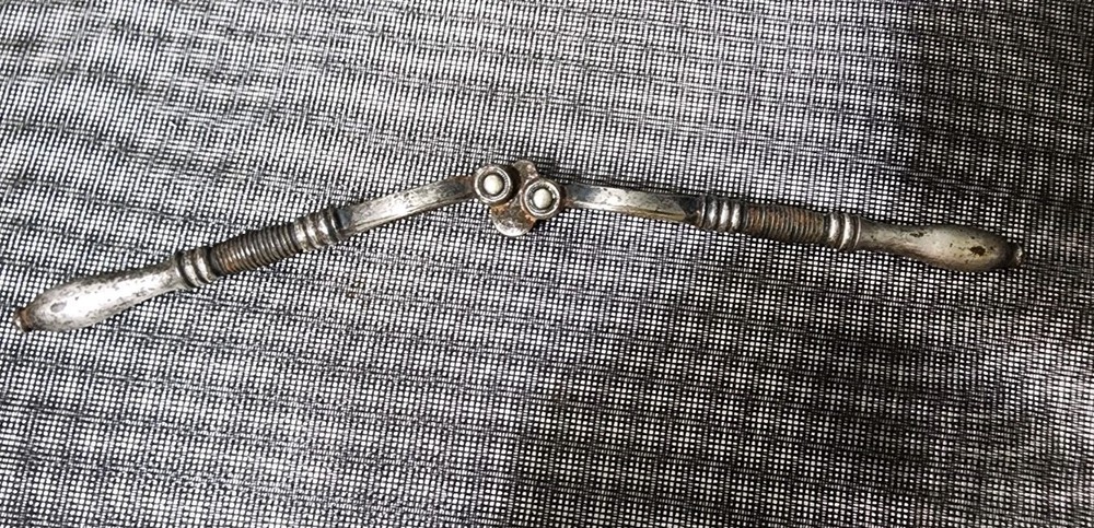 ANTIQUE DOUBLE HINGED WELL-WORKING DISTRESSED SOLID CAST IRON NUT CRACKER 💪🌰