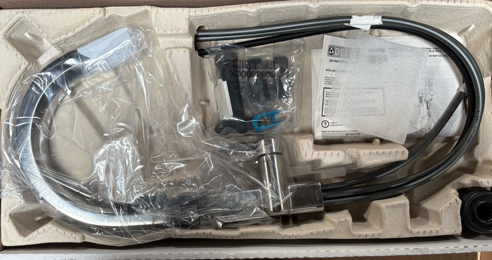 Delta 9193-AR-DST Single Handle Pull-Down Kitchen Faucet - Arctic Stainless