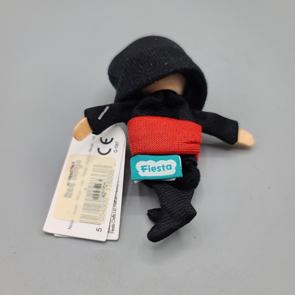 Fiesta Crafts Black Red Ninja Finger Puppet