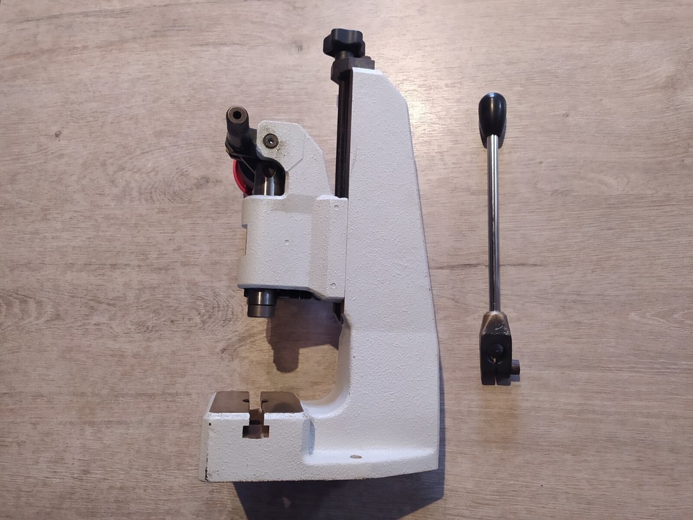 SCHMIDT PRESS 13R-05-2002