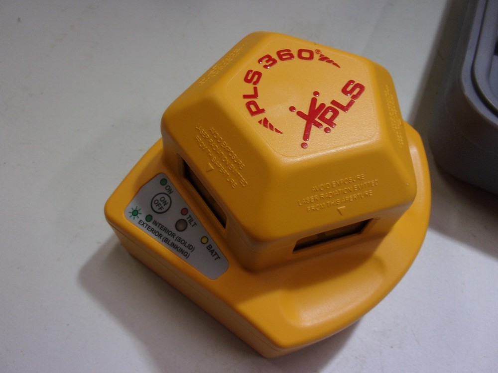 PLS LASER LEVEL WITH BRACKET & CASE # PLS360 ..