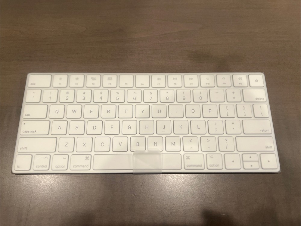Apple Wireless Magic Keyboard 2 (A1644) & Apple Mouse 2 (A1657)