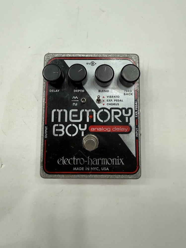 Electro Harmonix Memory Boy Analog Delay Modulation EHX Guitar Effect Pedal