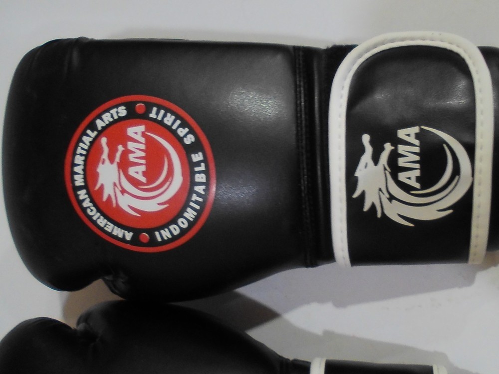 AMA Boxing Gloves - 12oz - Black