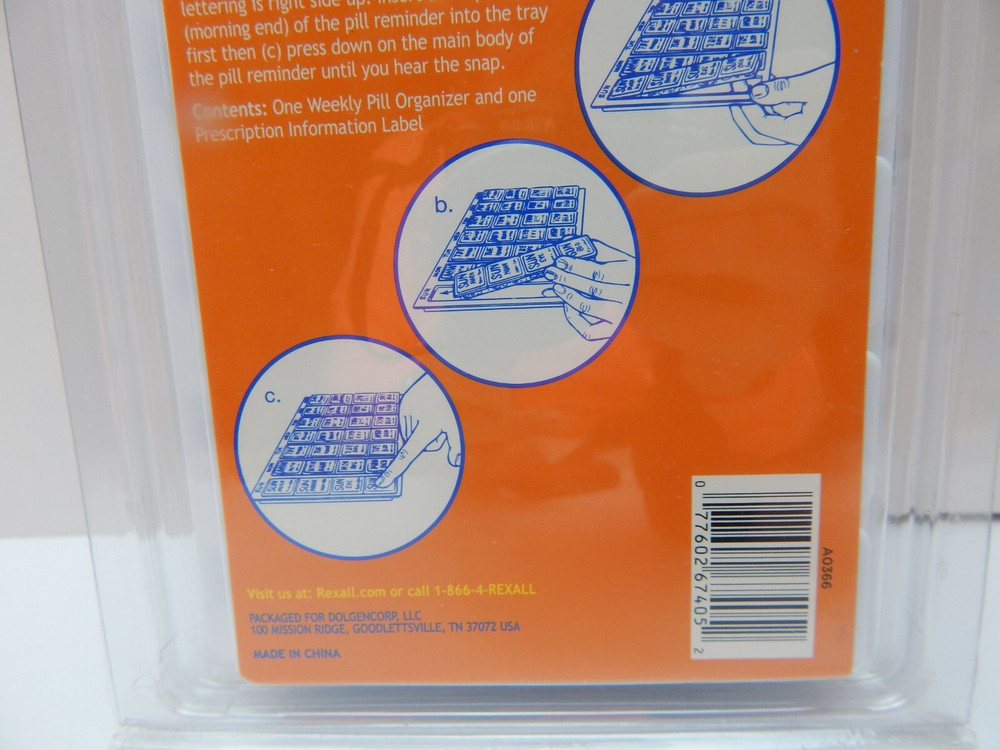 Rexall Weekly Pill Organizer 7 Days Removeable 4 Compartments per Day (W285