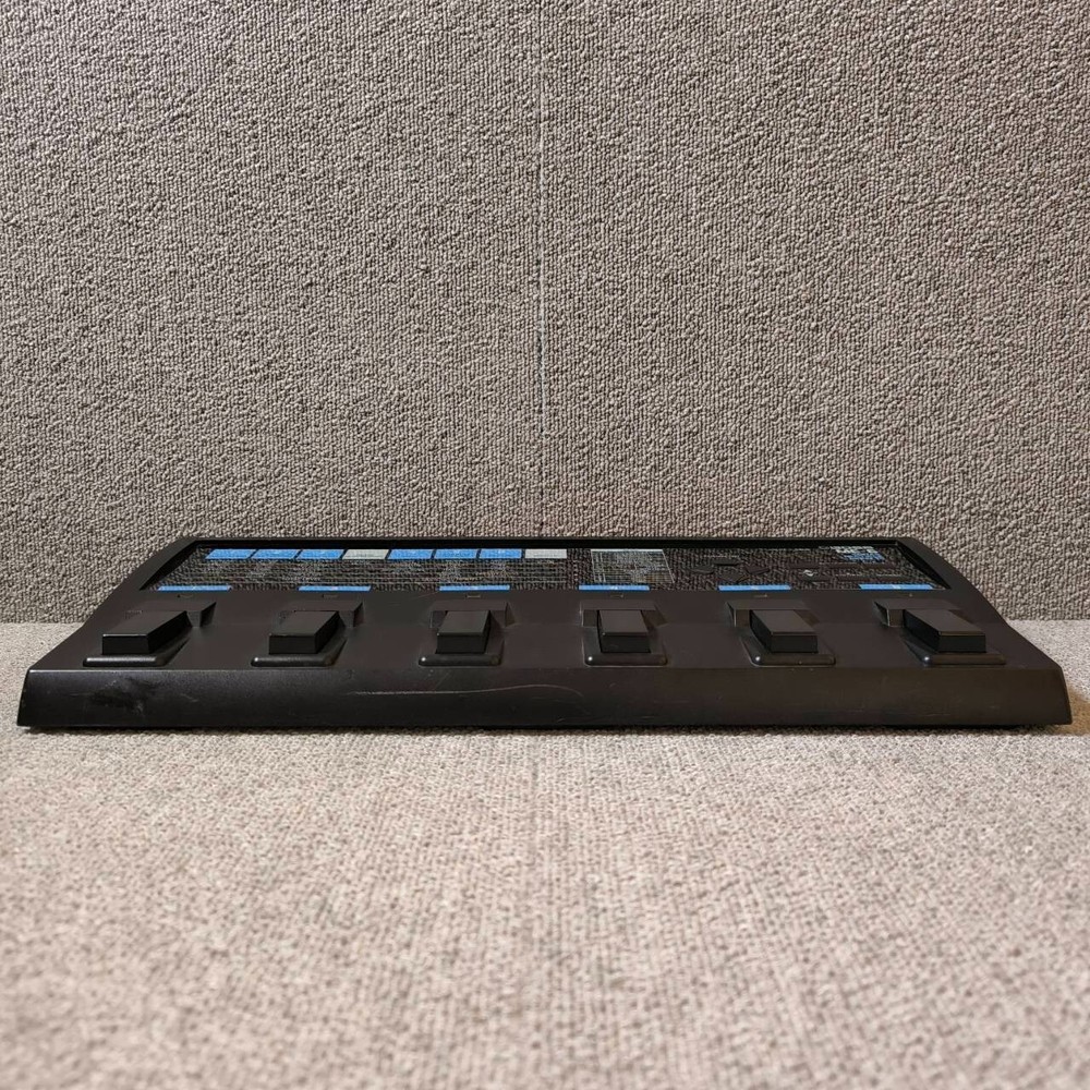 BOSS ME-6 Guitar Multiple Effects Distortion Chorus Effects Unit W/AC Adapter