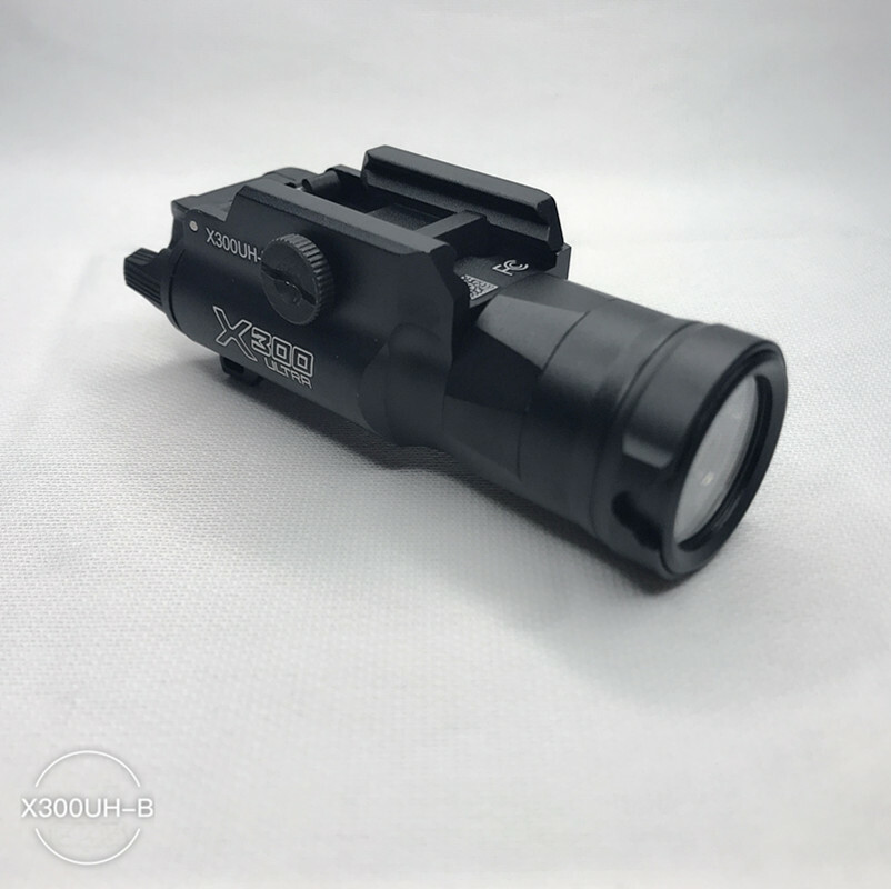 X300UH-B Tactical Flashlight 1000 Lumens LED White Light