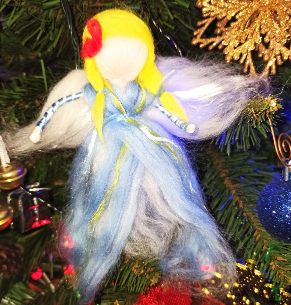 needle felting wool figurines