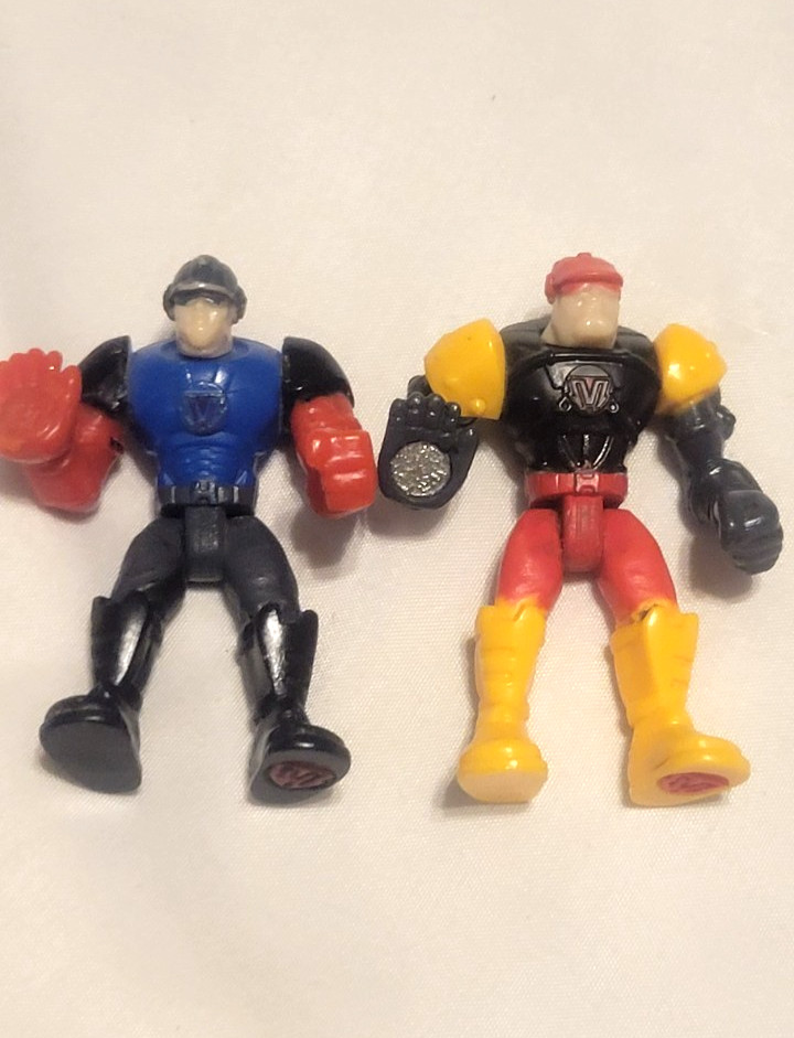 Toys R Us Magforce Terrain Loader 2 Figures