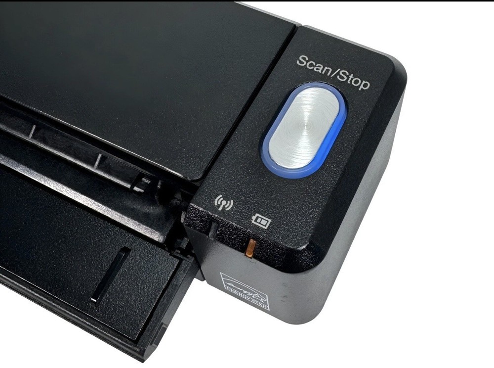 Fujitsu ScanSnap ix100 wireless mobile scanner