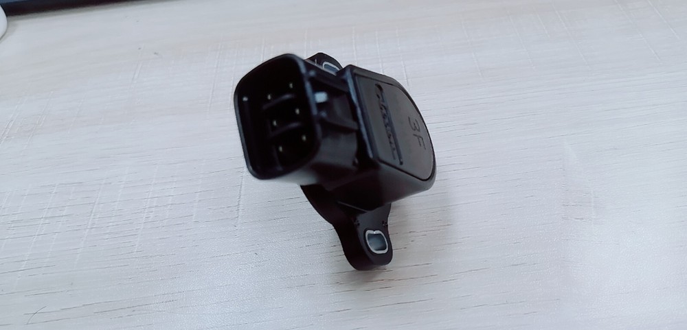 CONTROL TROTTLE POSITION SENSOR FOR NISSAN ACCELERATOR PEDAL