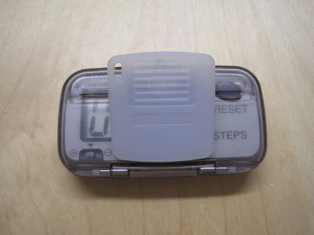 Omron HJ-002 Pedometer