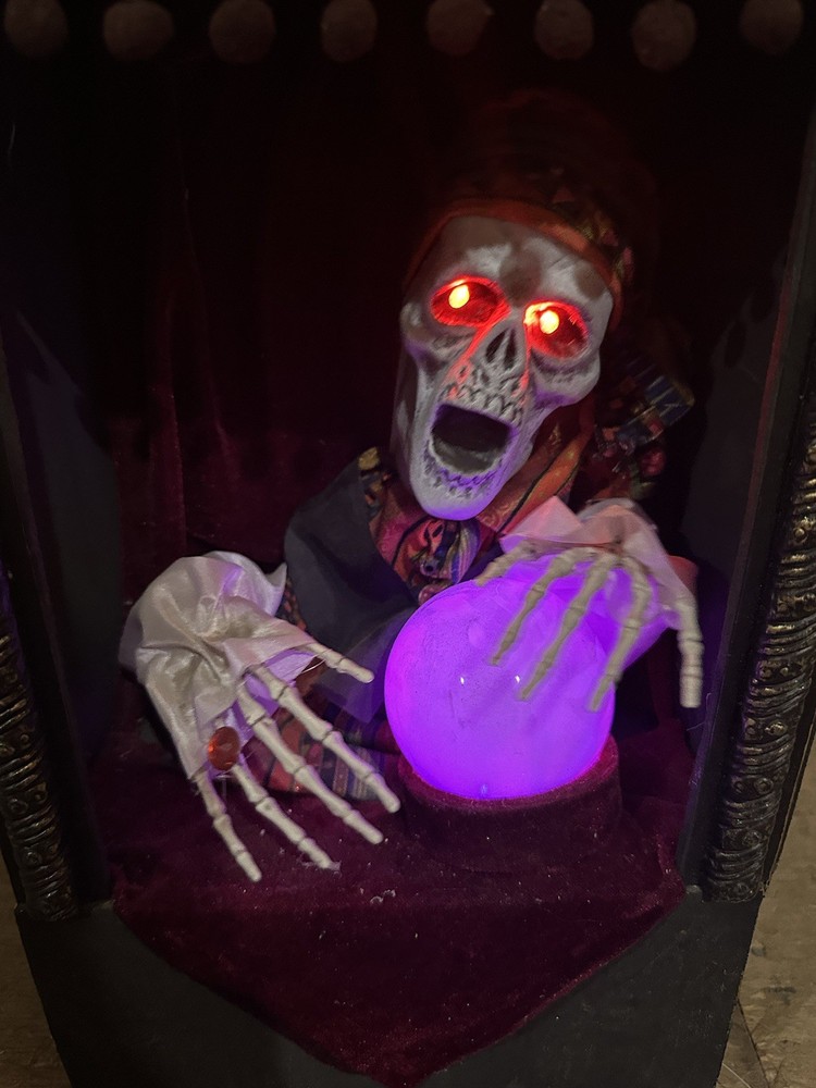 Gemmy Prototype 2018 Fortune Teller