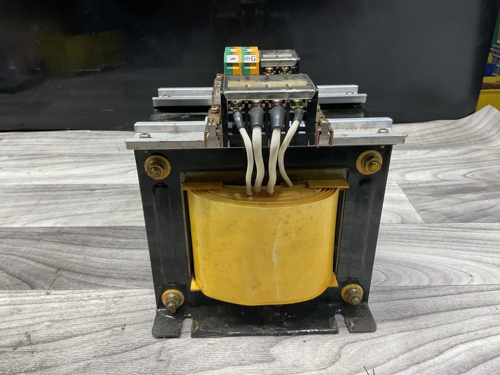 FUKUDA 1.5 kVA TRANSFORMER 1 PH CLASS H MODEL ULE #03B28PR3