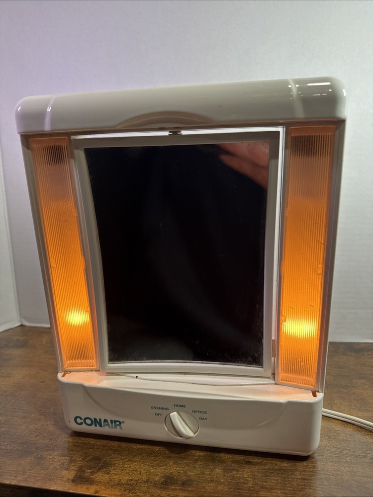 Conair 2-sided Makeup Mirror 4 Light Setting Incandescent Lighting TM8L Tested