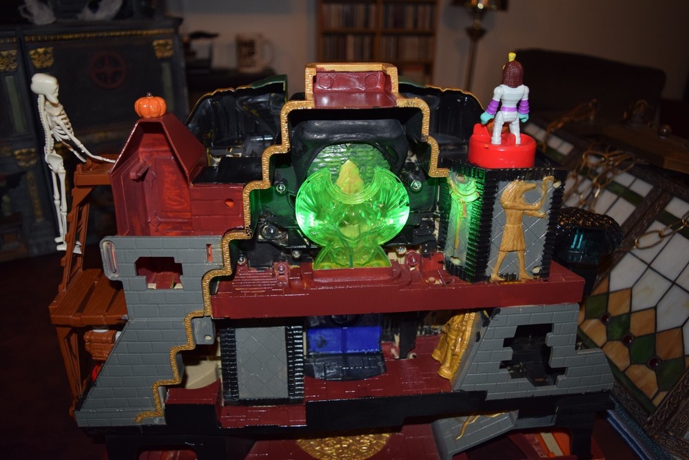 Haunted Pyramid Spooky