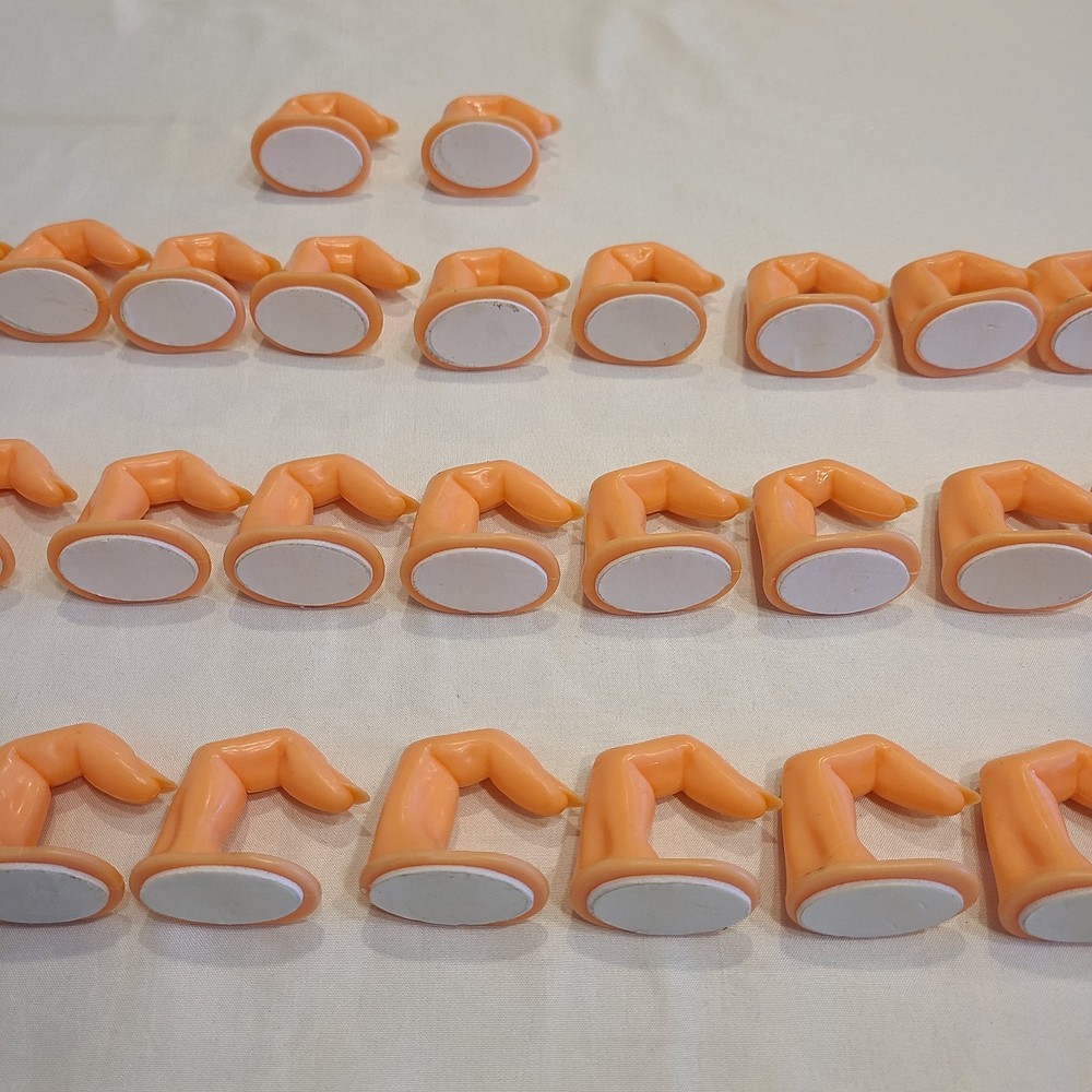 32-Piece Individual Practice Training Fingernail Tips Fingers