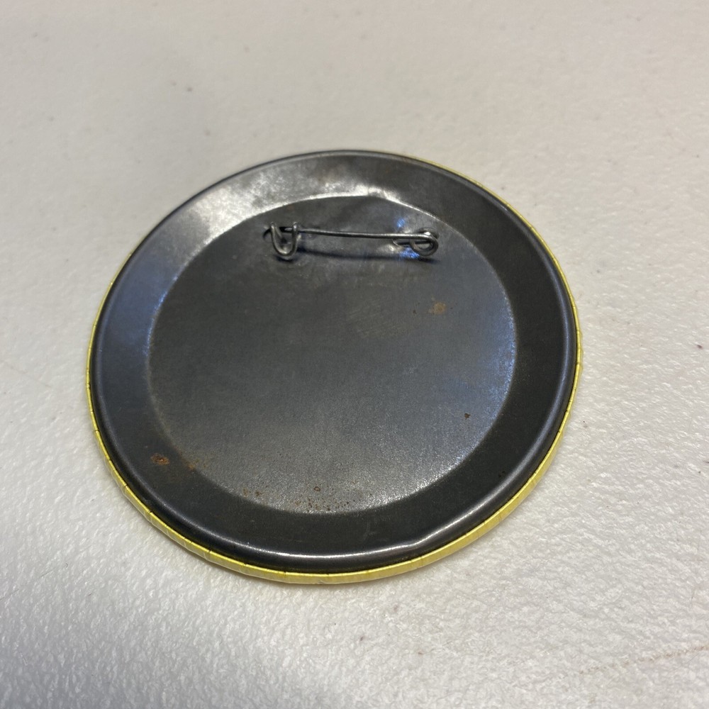 Stroh Light New England Pin Button