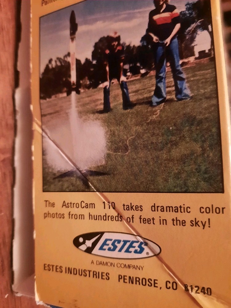 Classic Estes ASTROCAM 110 model rocket kit