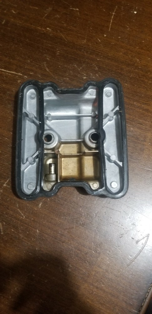 '80 Cb650 Breather Valve Cover