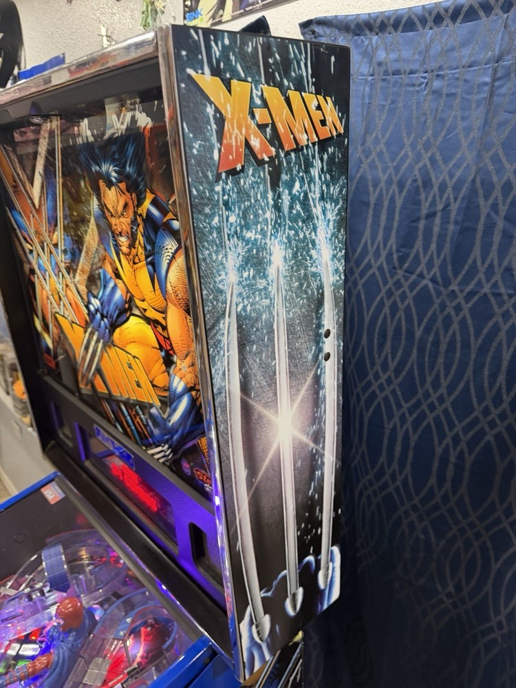 pinball machine Xmen Le Wolverine, extremely Rare