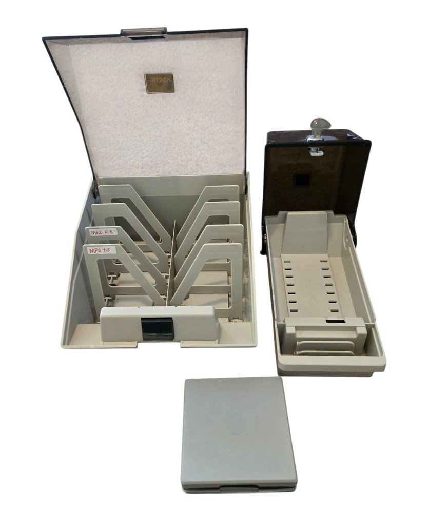 Vintage Floppy Disk Software Media CD Storage Box Case Holder