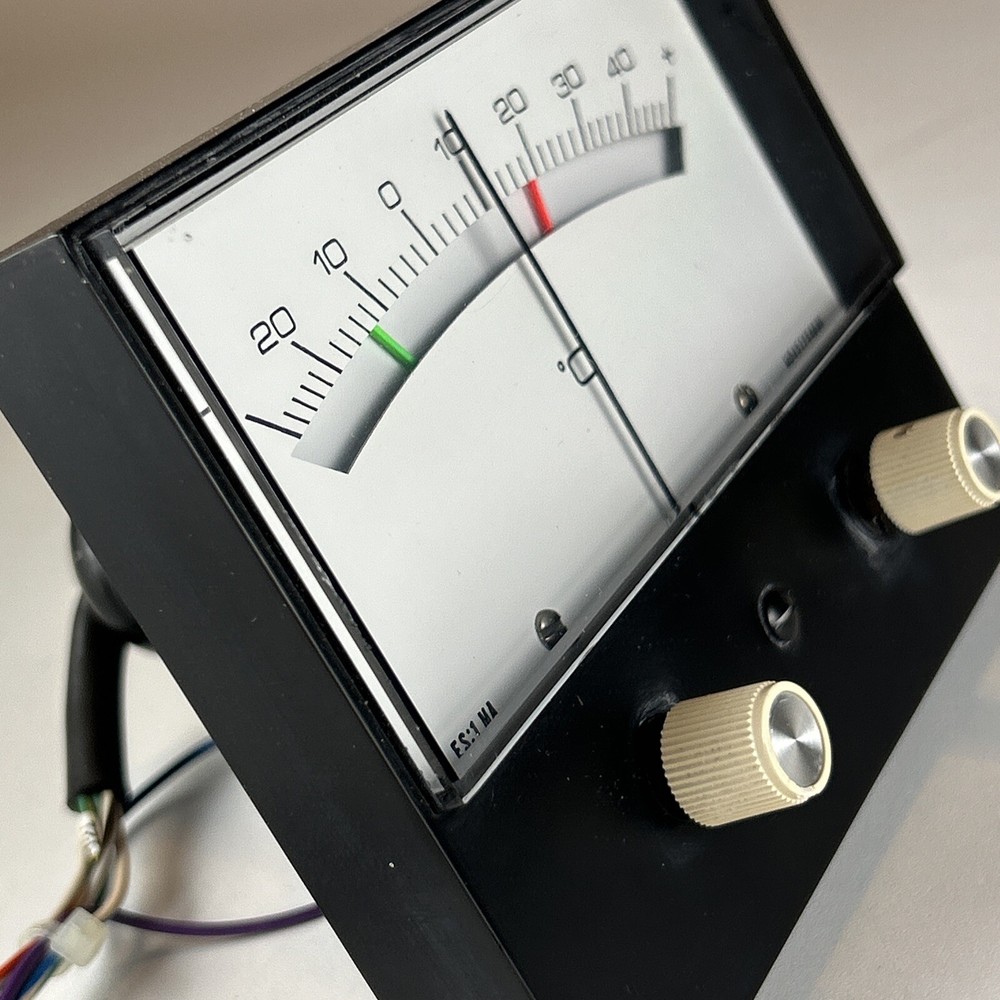 BEEDE Centigrade Analog Celsius Display Indicator Panel, MQ451259001, +50 to -30