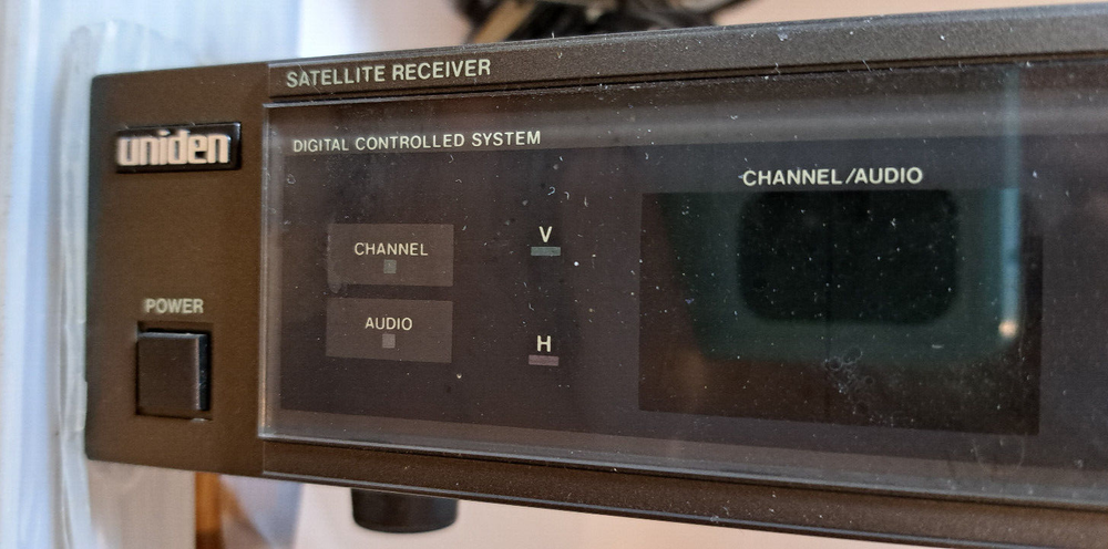 Uniden Satellite receiver UST-5500 Tested Works