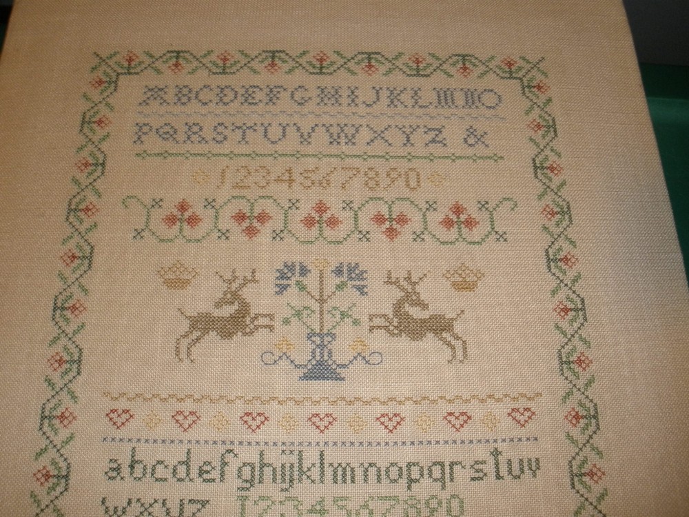 Finished Cross Stitch Piece 13.5"x18" Sampler 1985 EUC