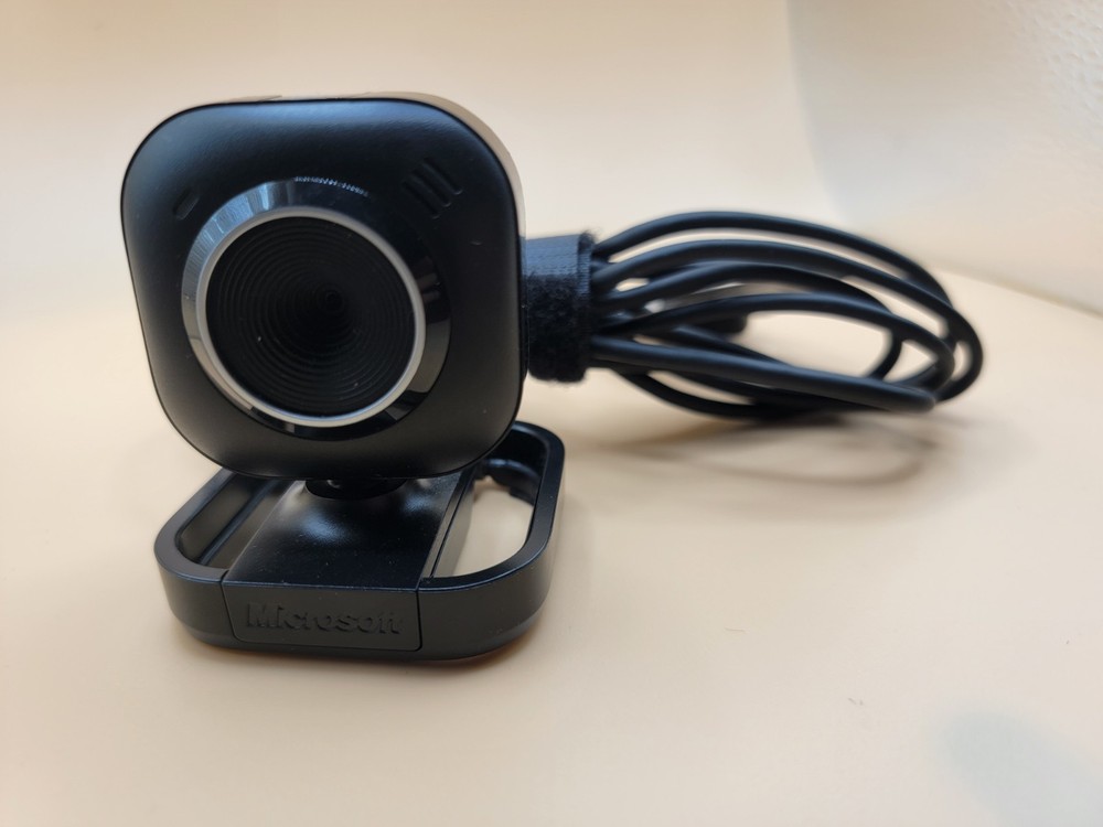 Microsoft 1381 LifeCam VX-2000 WebCam For Computer