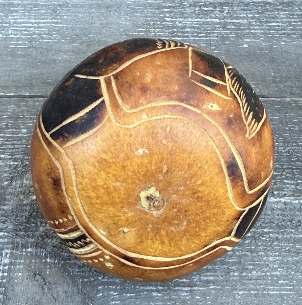 Handcarved Peruvian Gourd Folk Art 4”