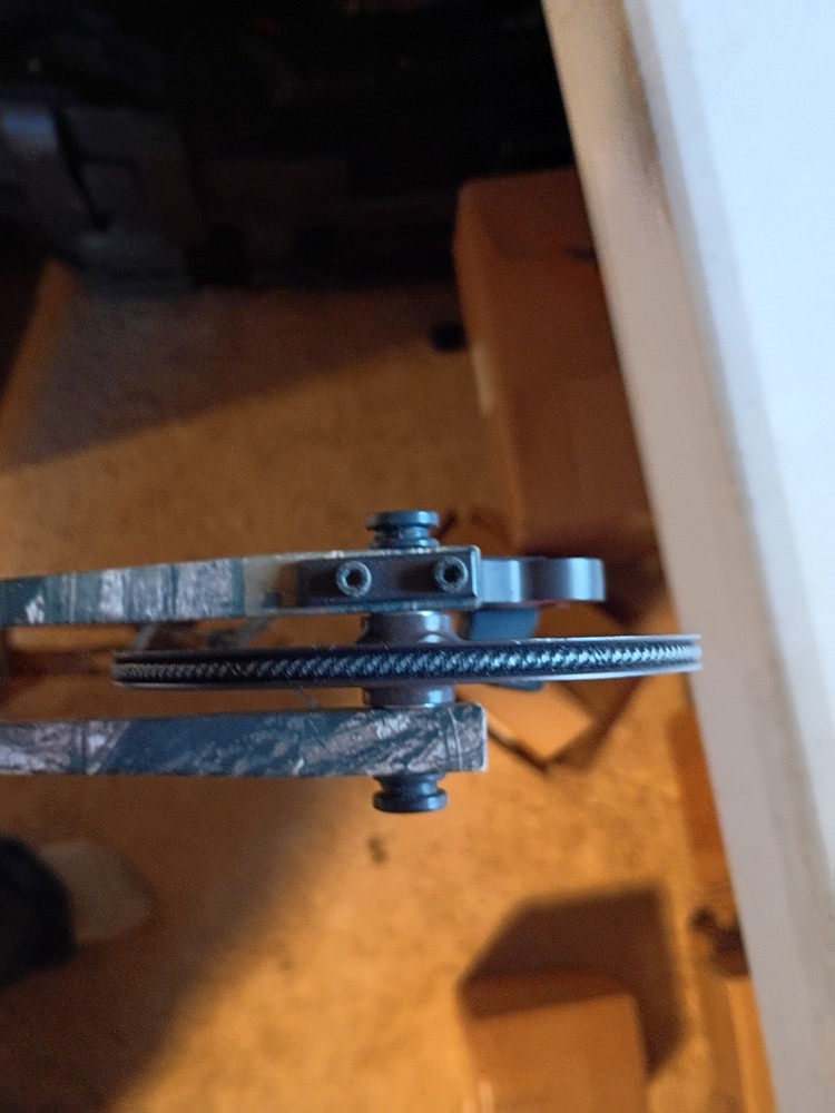 Mathews Drenalin Compound Bow 28" Draw 70lb