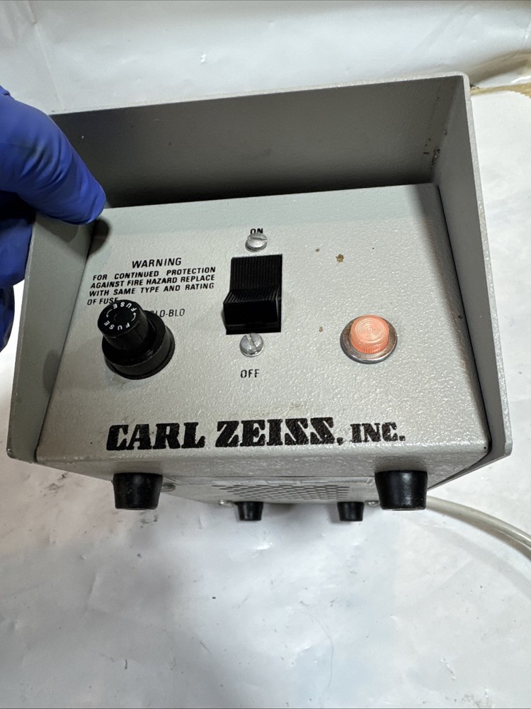 Carl Zeiss 1100 Microscope Illuminator Light Source Power Supply