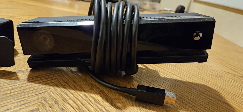 Microsoft XBOX ONE KINECT CAMERA Motion Sensor Bar/With Privacy Shade&Bracket!!!