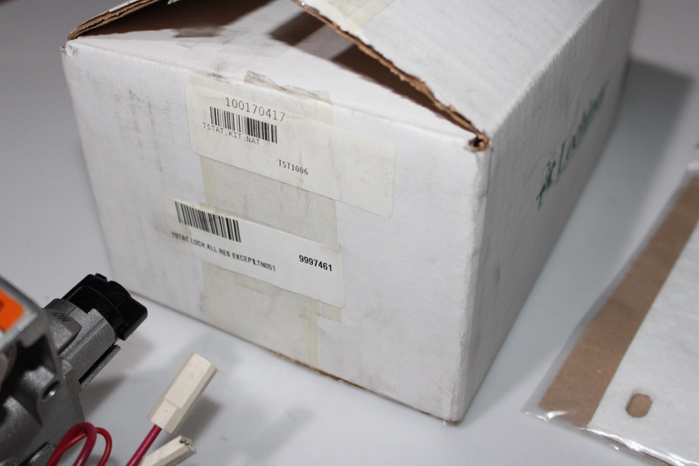 New Lochinvar 100170417 TST1006 37C73U-724 Water Heater Gas Valve Thermostat
