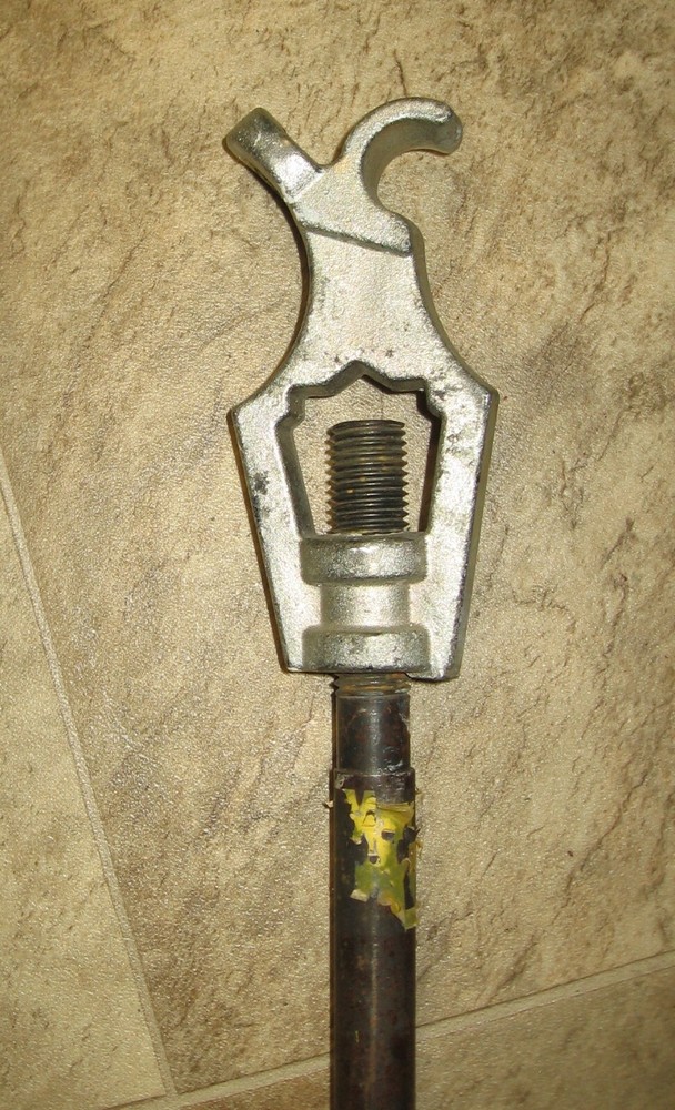 Raptor RAP41002, 18" Adjustable Hydrant Plain Wrench USED