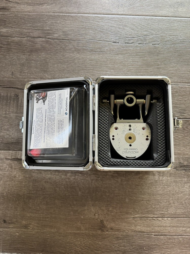 Acadental MuduPro Typodont - New Teeth & Carrying Case